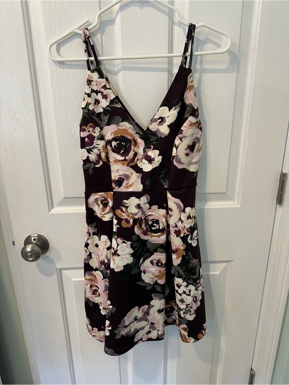 iris Plum Floral V-Neck Spaghetti Strap Mini Dress